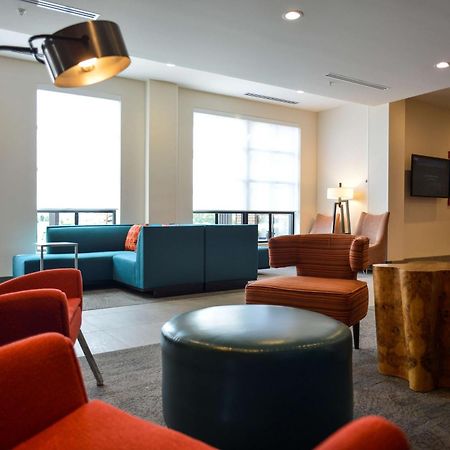 Hilton Garden Inn Louisville Mall Of St. Matthews Екстериор снимка