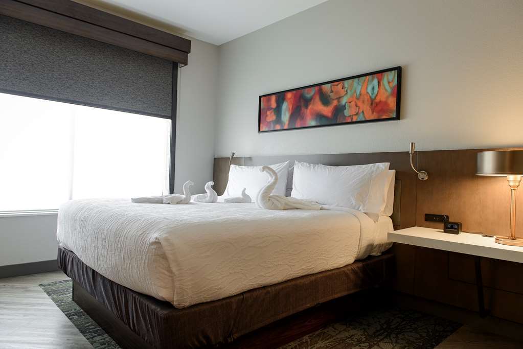 Hilton Garden Inn Louisville Mall Of St. Matthews Стая снимка